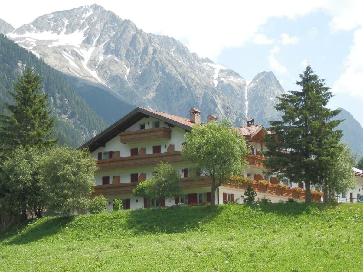 Aparthotel Kühlerhof Anterselva di Mezzo Exterior foto